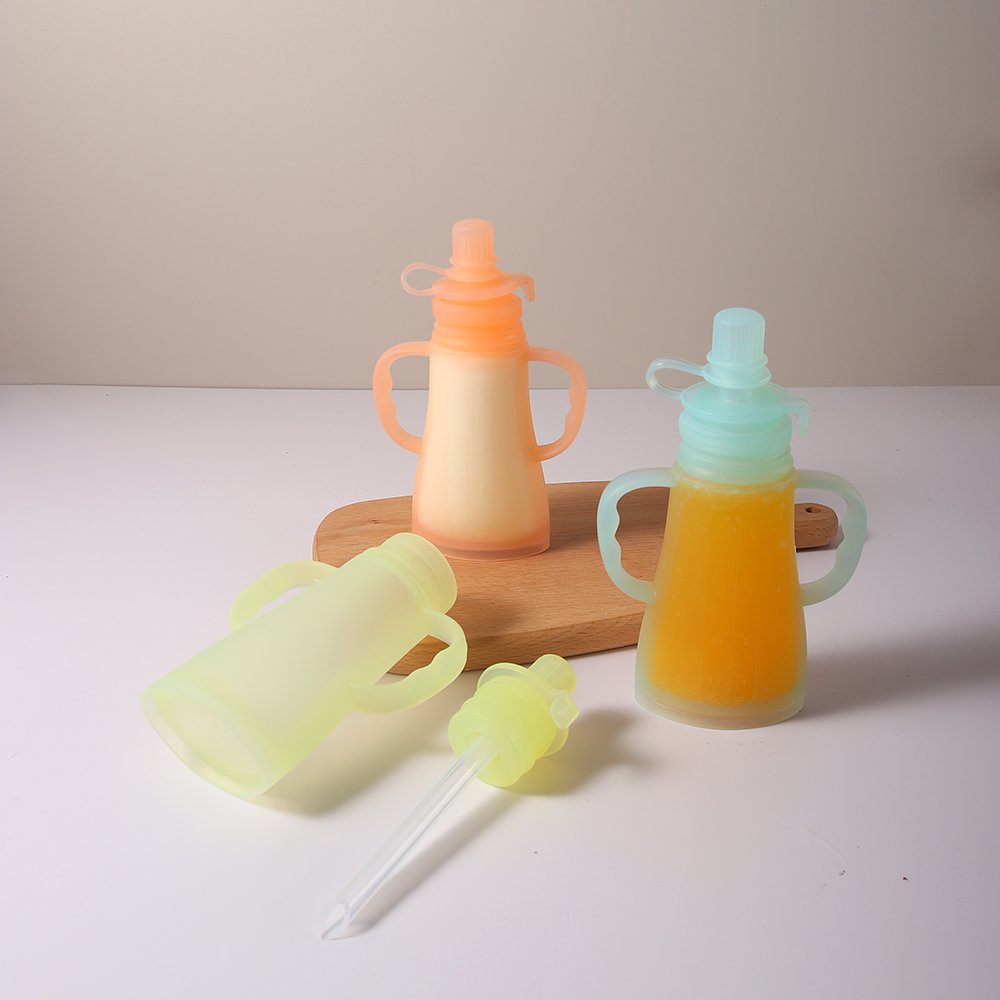 New Reusable Silicone Breast M - Food Storage 1 Year recension och pris